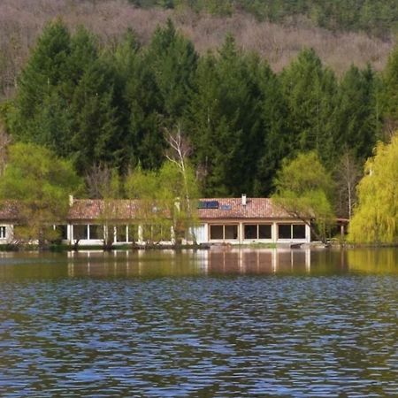 Cottage Les Pyrenees Au Bord De L'Eau Barbazan Экстерьер фото