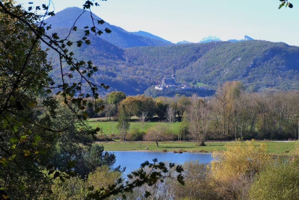 Cottage Les Pyrenees Au Bord De L'Eau Barbazan Экстерьер фото